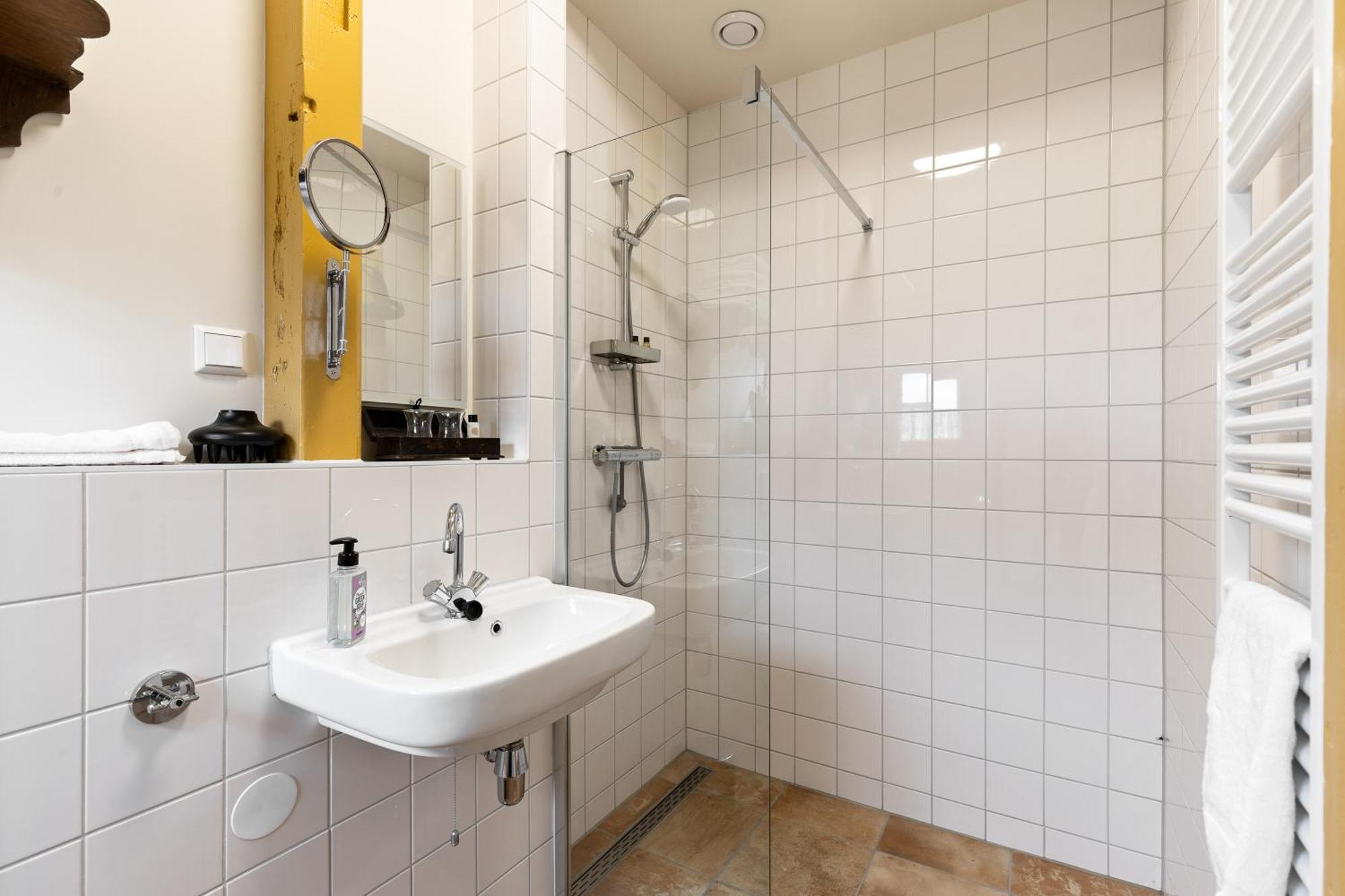 Boutique Hotel Jongwijs Westzaan 外观 照片